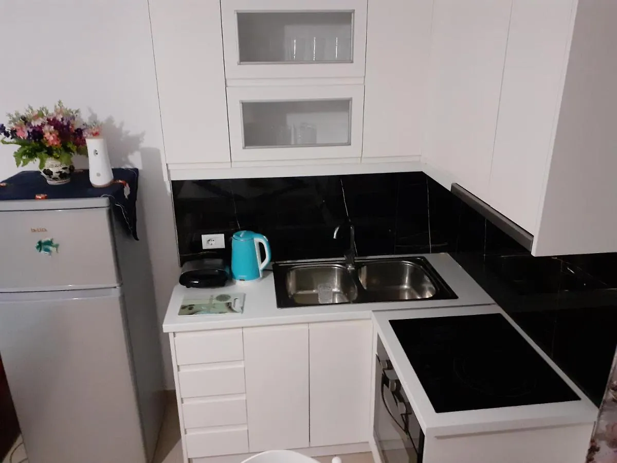 Apartment Denis Ksamil 0*,